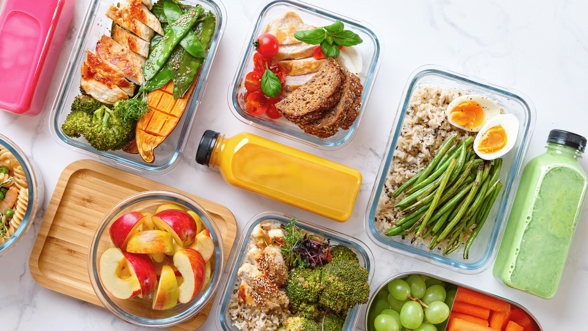 Trainer reviewing a shared meal plan with a client using Mealmento